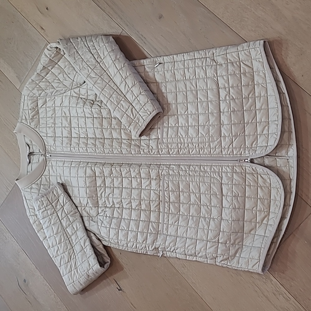 EUC Athleta Grandview Primaloft Shell Quilted Long Jacket Women's sz M Beige Zip
